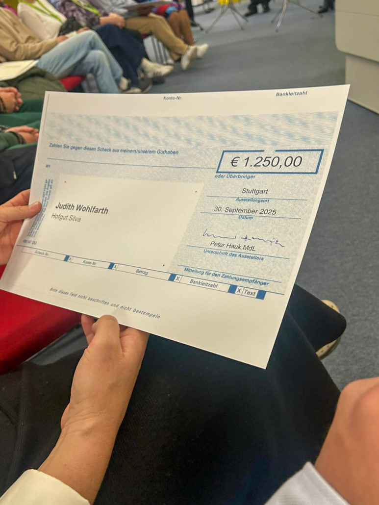 WhatsApp Image 2025-09-30 at 13.26.56 (1)